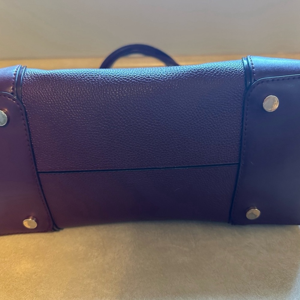 Michael Kors Mercer Bag - Picture 6 of 6